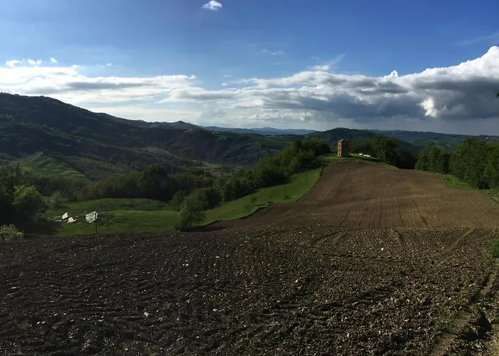 Chalet Tower House Gombola